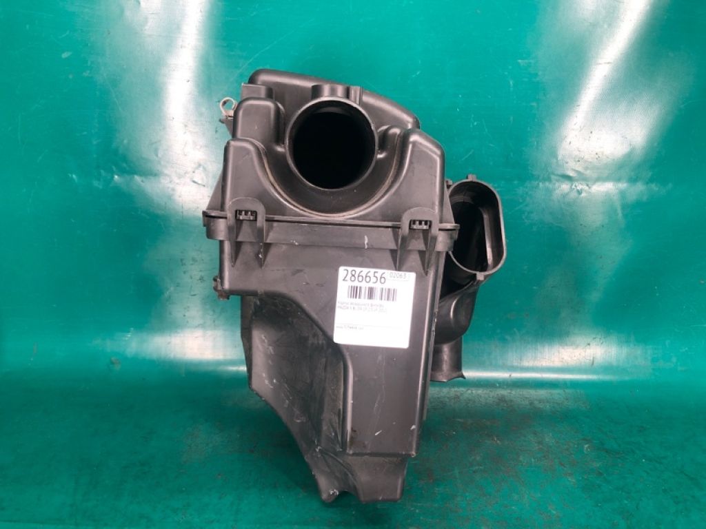 PE07-13-320D | Корпус воздушного фильтра MAZDA 3 BL 09-13 - Фото 4