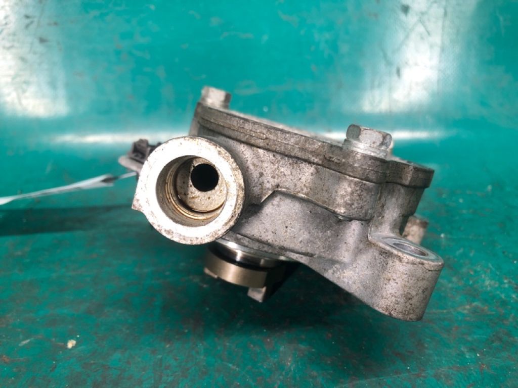 PE07-18-G00A | Вакуумний насос MAZDA 3 BL 09-13 - Фото 4