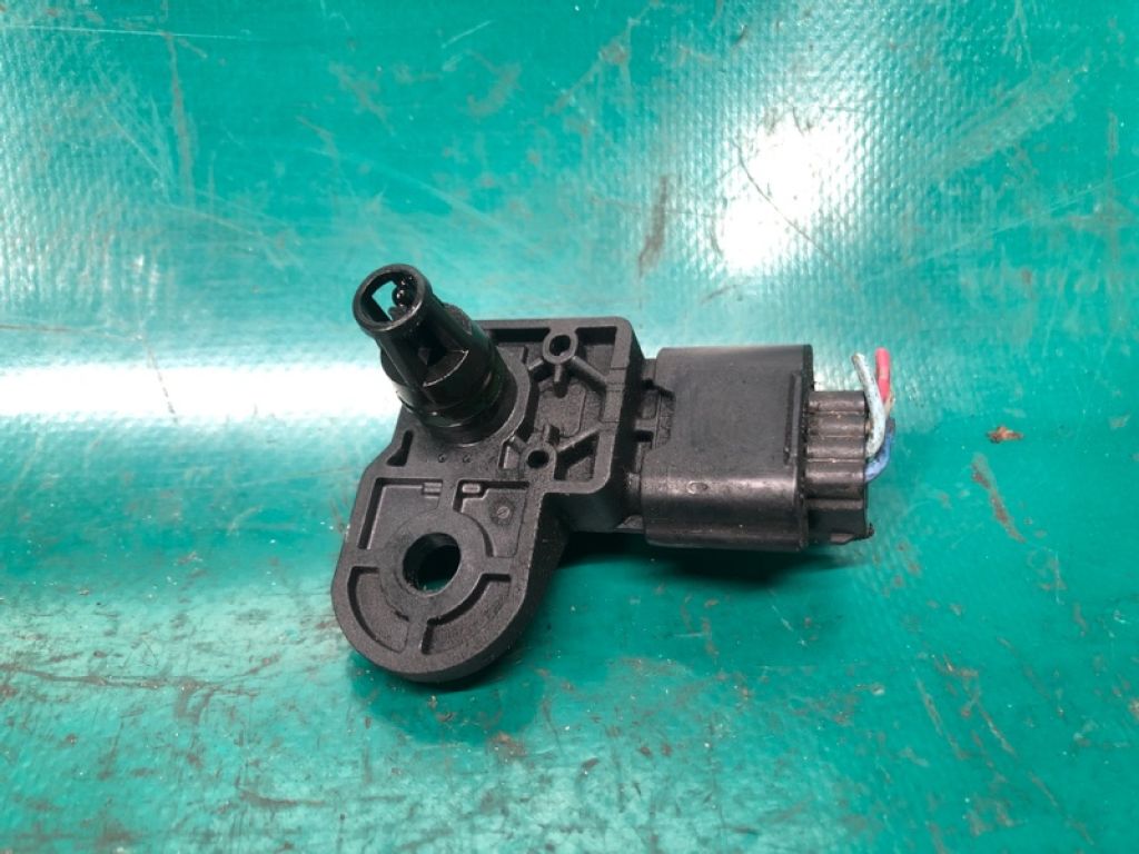 PE02-K3-239 | Датчик абсолютного тиску (MAP sensor) MAZDA 3 BL 09-13 - Фото 3