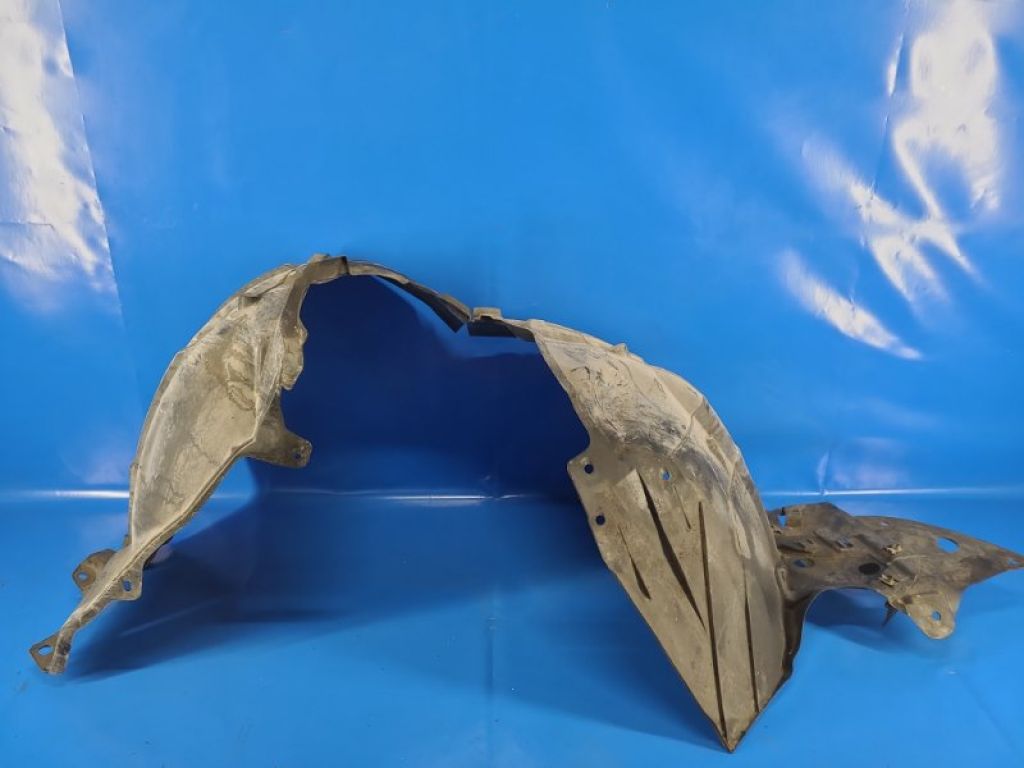 638433NA0A | Підкрилок передн. лів. NISSAN LEAF 10-17