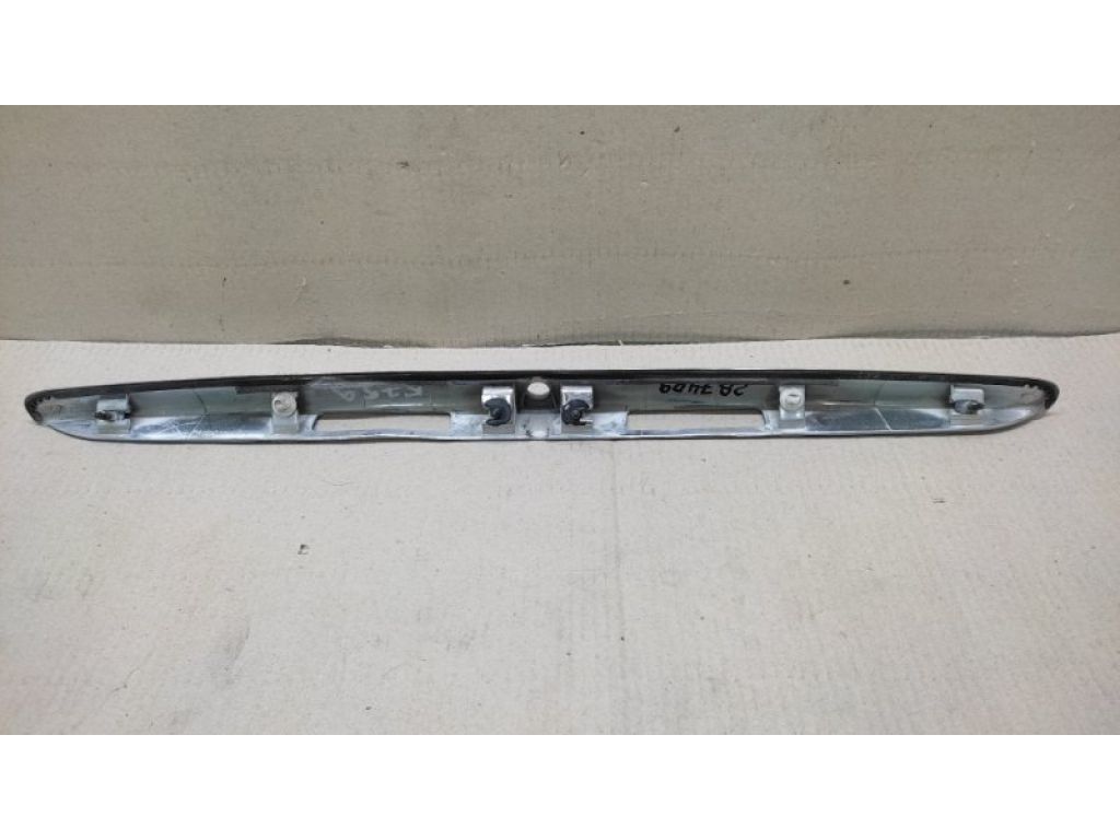 76801-AA010 | Панель подсветки номера TOYOTA CAMRY 30 02-06 - Фото 2