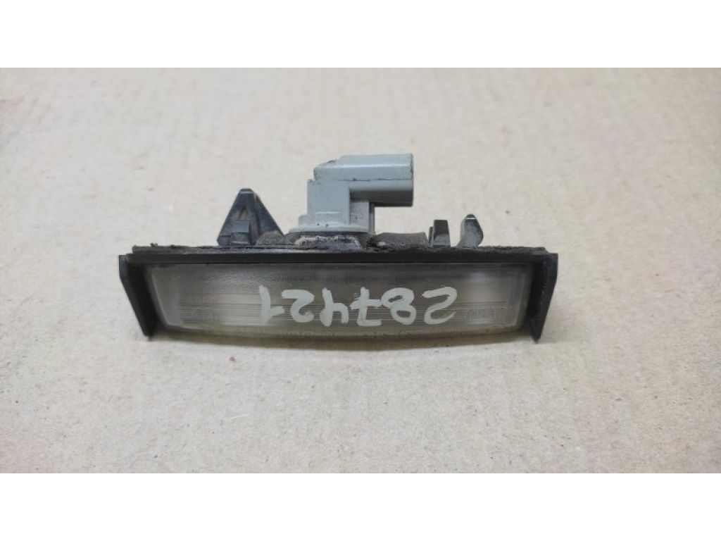 81270-AA020 | Подсветка номера TOYOTA CAMRY 30 02-06
