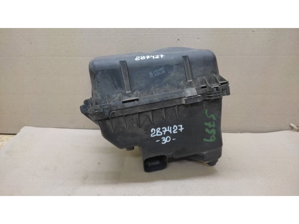 17700-0H010 | Корпус воздушного фильтра TOYOTA CAMRY 30 02-06