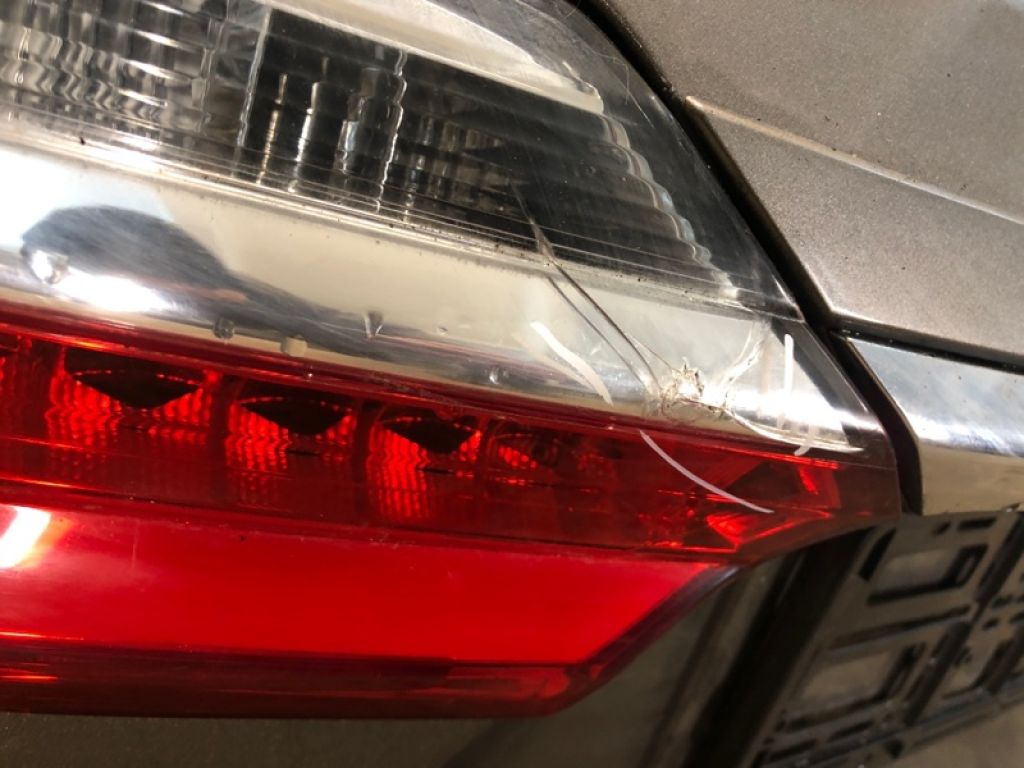 6440102A30 | Крышка багажника TOYOTA COROLLA E170 13-19 - Фото 9