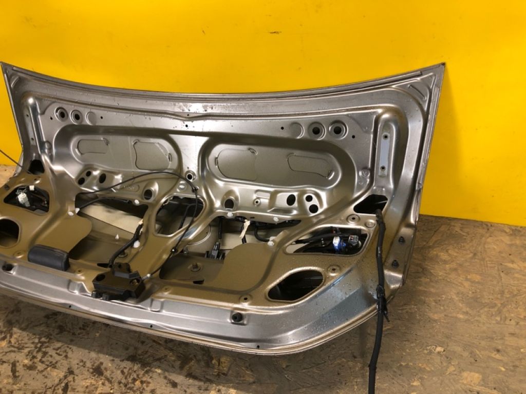 6440102A30 | Крышка багажника TOYOTA COROLLA E170 13-19 - Фото 16