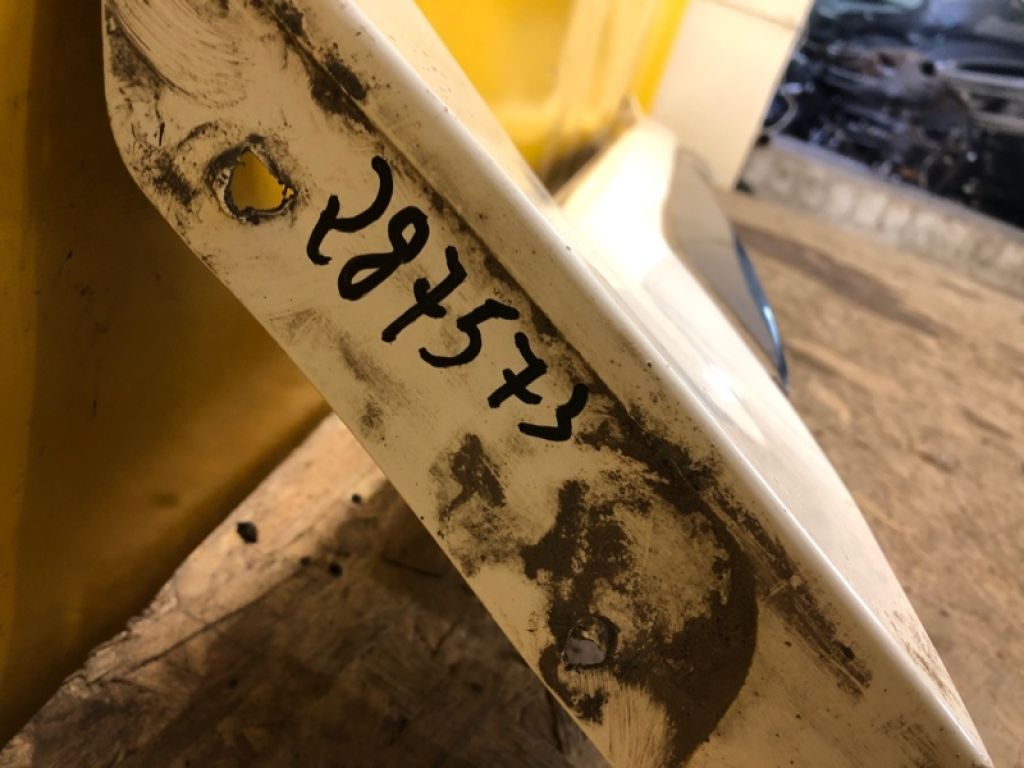 76852-5SA0A | Накладка порога наружная прав. NISSAN LEAF 18- - Фото 2