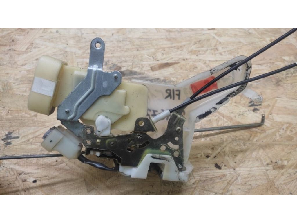 69030-48020 | Замок двери передн. прав. LEXUS RX300 98-03 - Фото 5