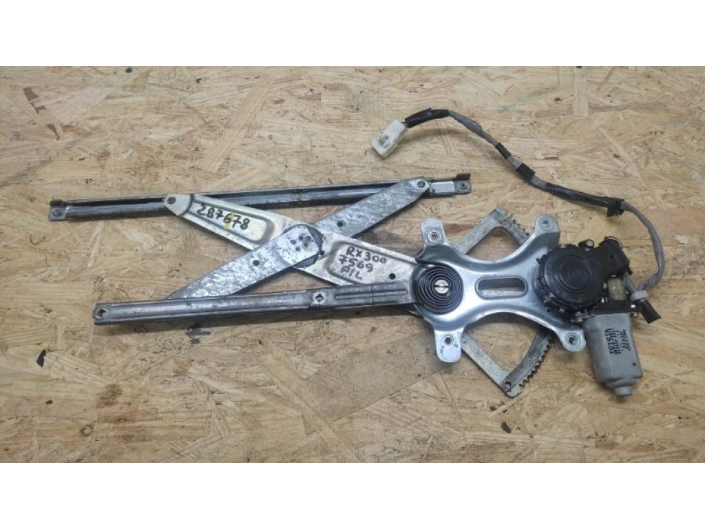 69801-48010 | Стеклоподъемник передн. прав. LEXUS RX300 98-03