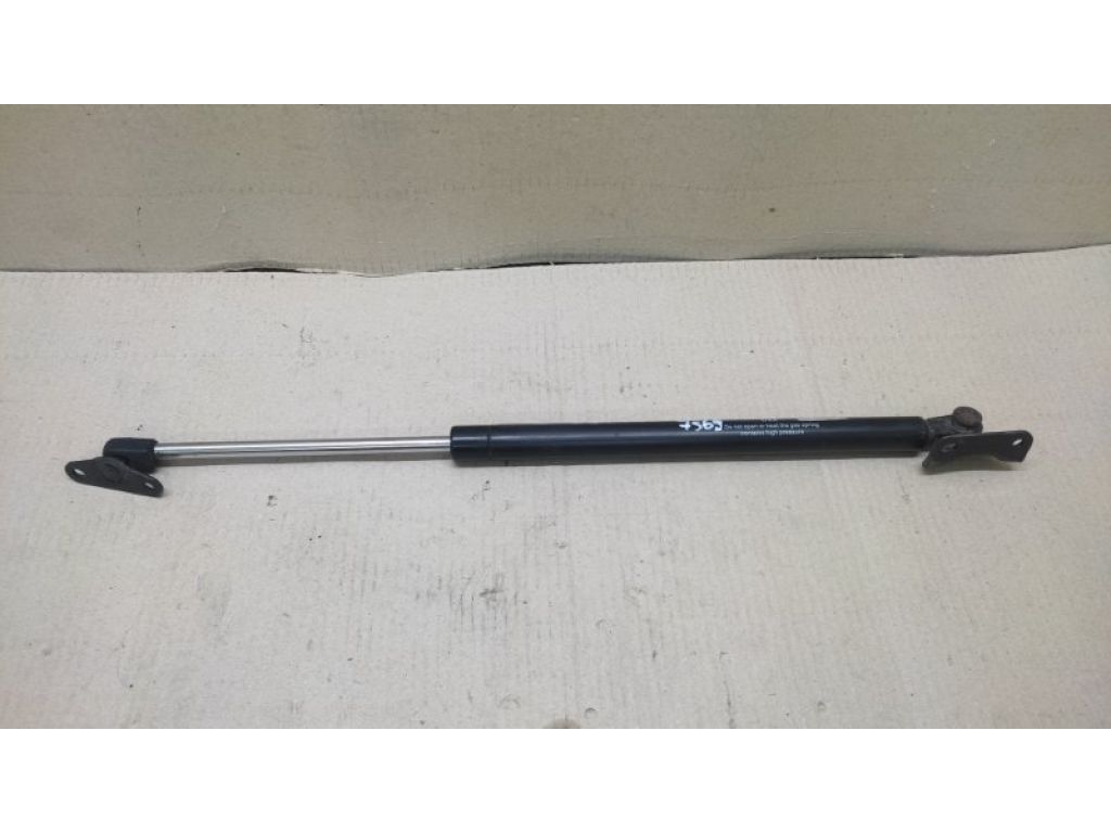 68960-49016 | Амортизатор кришки багажника лів. LEXUS RX300 98-03 - Фото 3