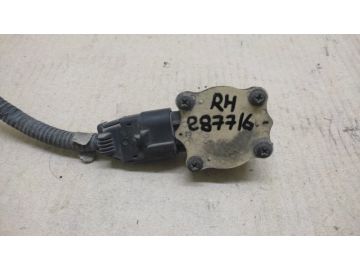 Датчик положения кузова прав. LEXUS RX300 98-03
