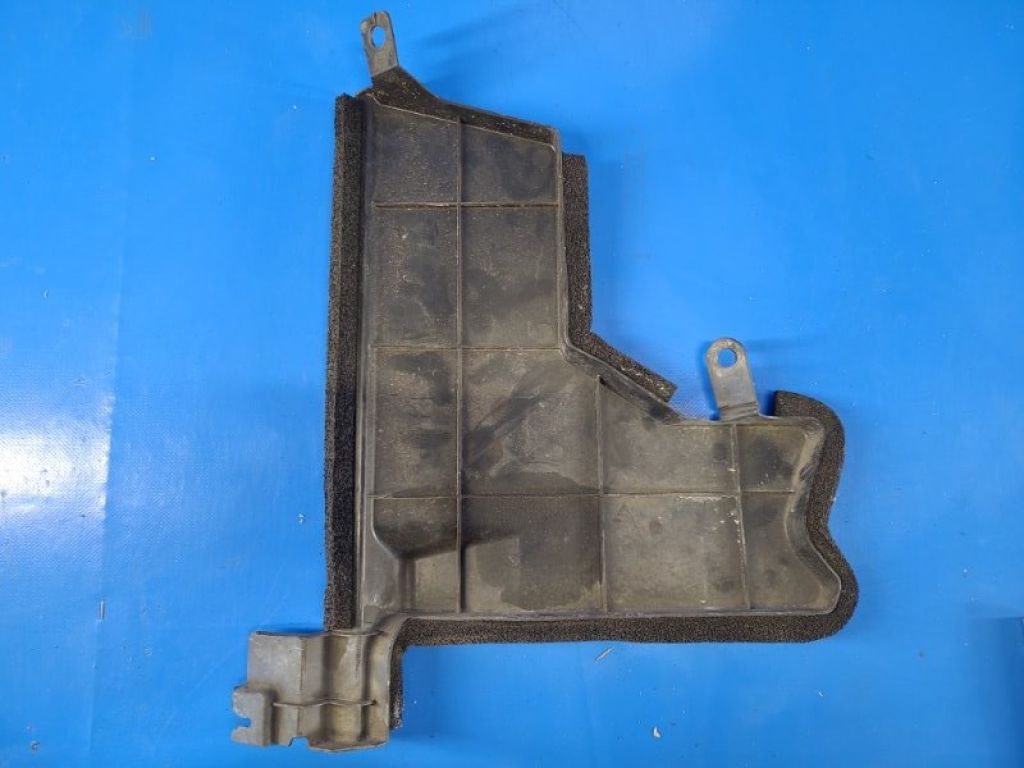 92184-3NK0A | Дефлектор радиатора NISSAN LEAF 10-17 - Фото 3