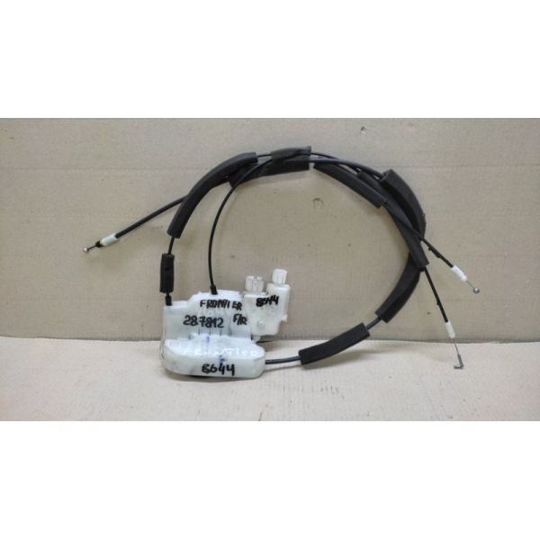 Замок двері передній правий NISSAN FRONTIER 04-21 80500-ZP70A
