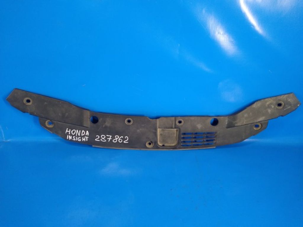 71125TM8A0 | Накладка на рамку радіатора HONDA INSIGHT 08-14