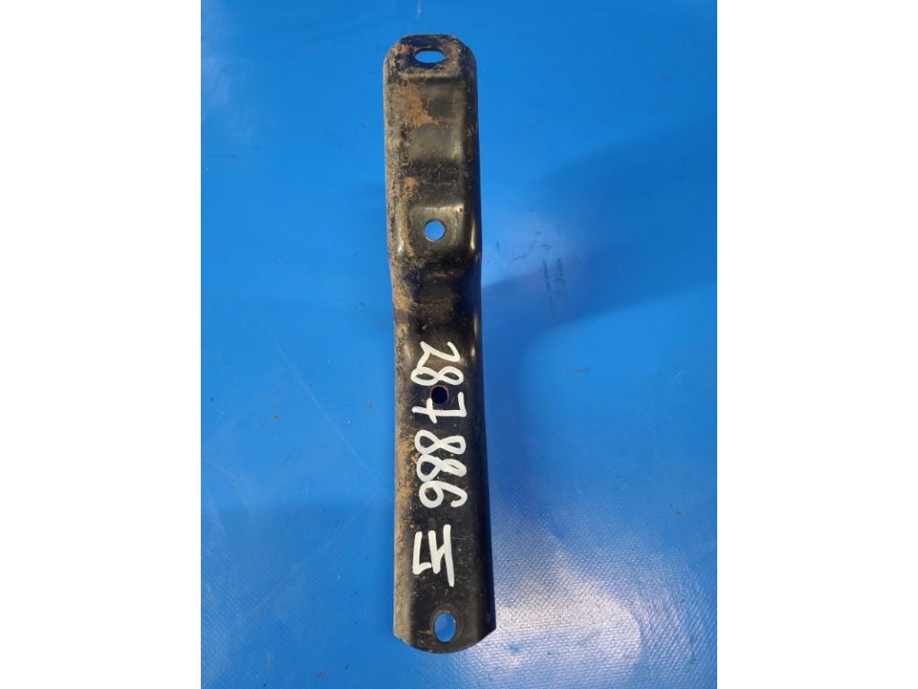 51793-60170 | Кронштейн підніжки лів. TOYOTA LAND CRUISER 200 08-21