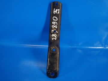 Кронштейн подножки лев. TOYOTA LAND CRUISER 200 08-21