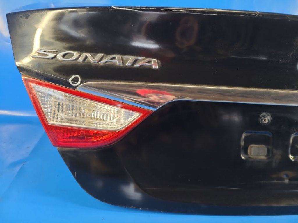 69200-3Q000 | Кришка багажника HYUNDAI SONATA YF 10-14 - Фото 7