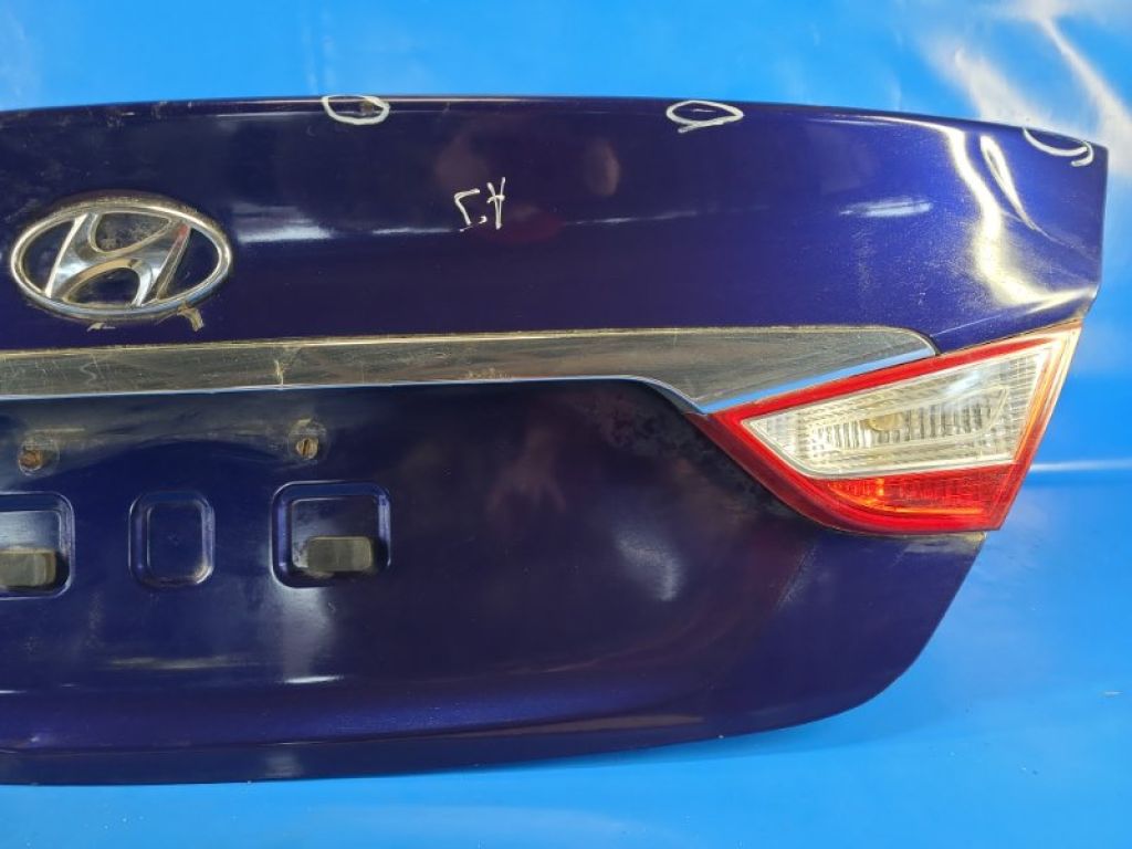 69200-3Q000 | Кришка багажника HYUNDAI SONATA YF 10-14 - Фото 6