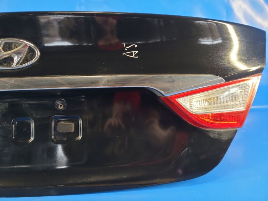 69200-3Q000 | Кришка багажника HYUNDAI SONATA YF 10-14 - Фото 7
