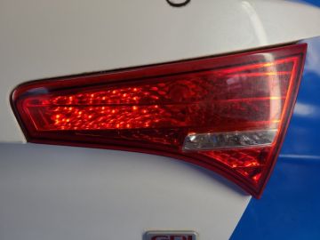 Ліхтар внутрішній прав. KIA OPTIMA TF 11-16