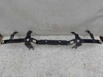 Кронштейн заднього бампера NISSAN QX56 / TITAN / ARMADA 04-16