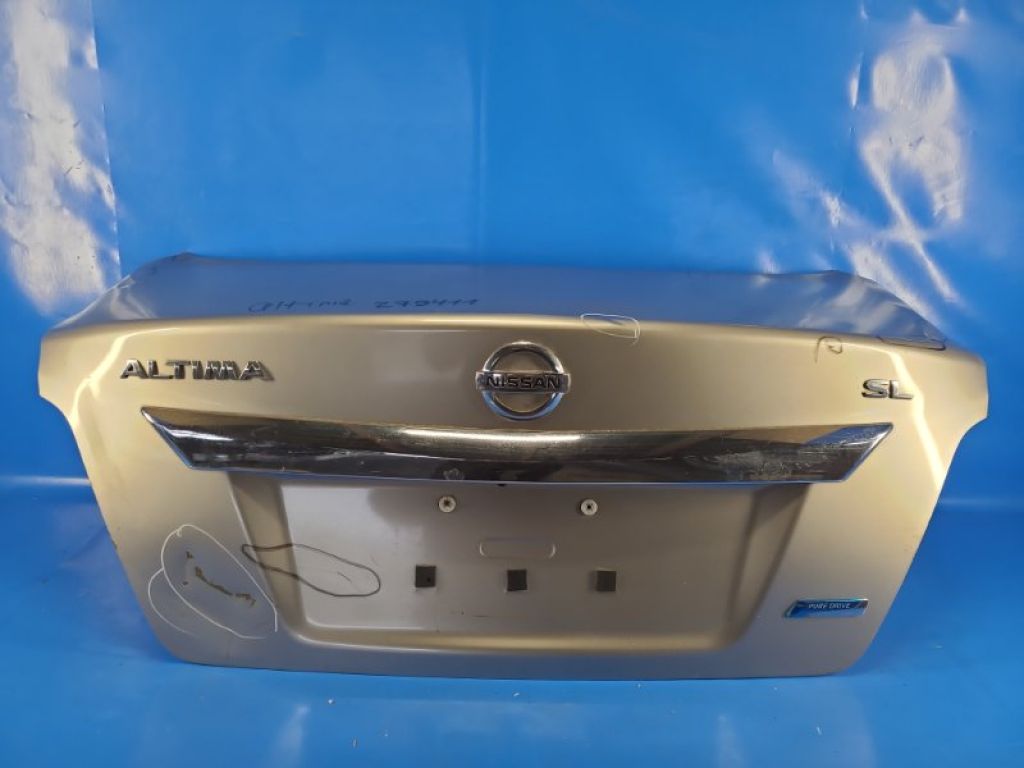 84300-3TA0A | Кришка багажника NISSAN ALTIMA L33 12-18