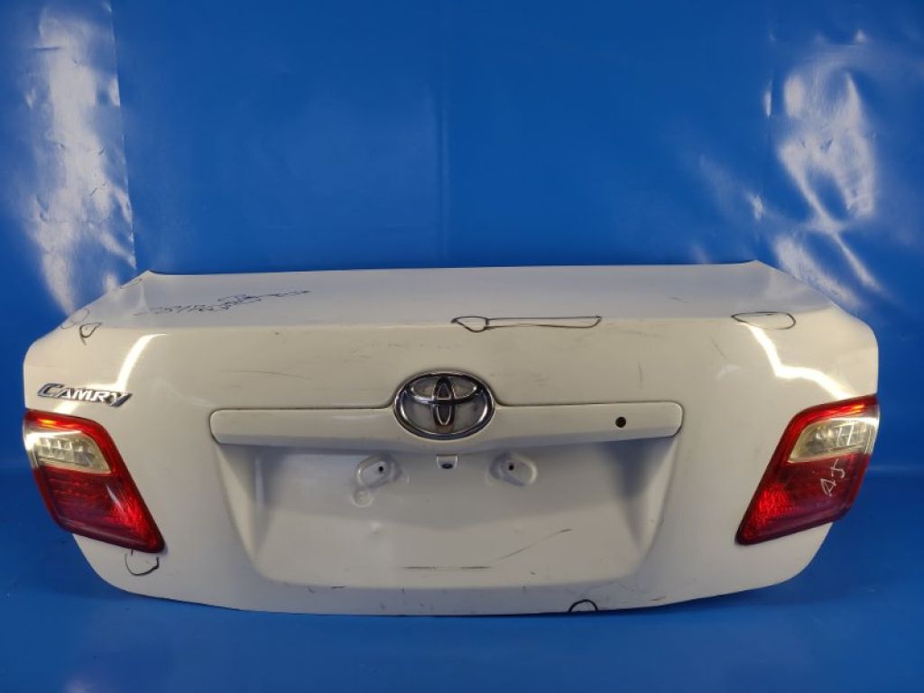 64401-06280 | Кришка багажника TOYOTA CAMRY 40 06-11