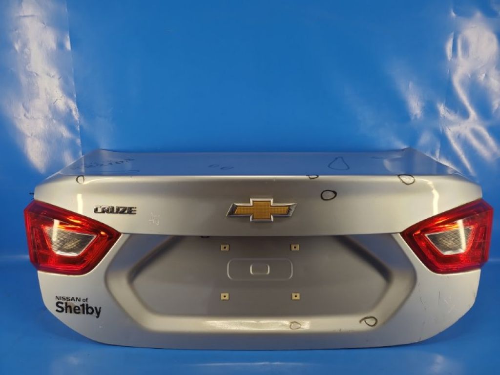 84209473 | Кришка багажника CHEVROLET CRUZE 15-