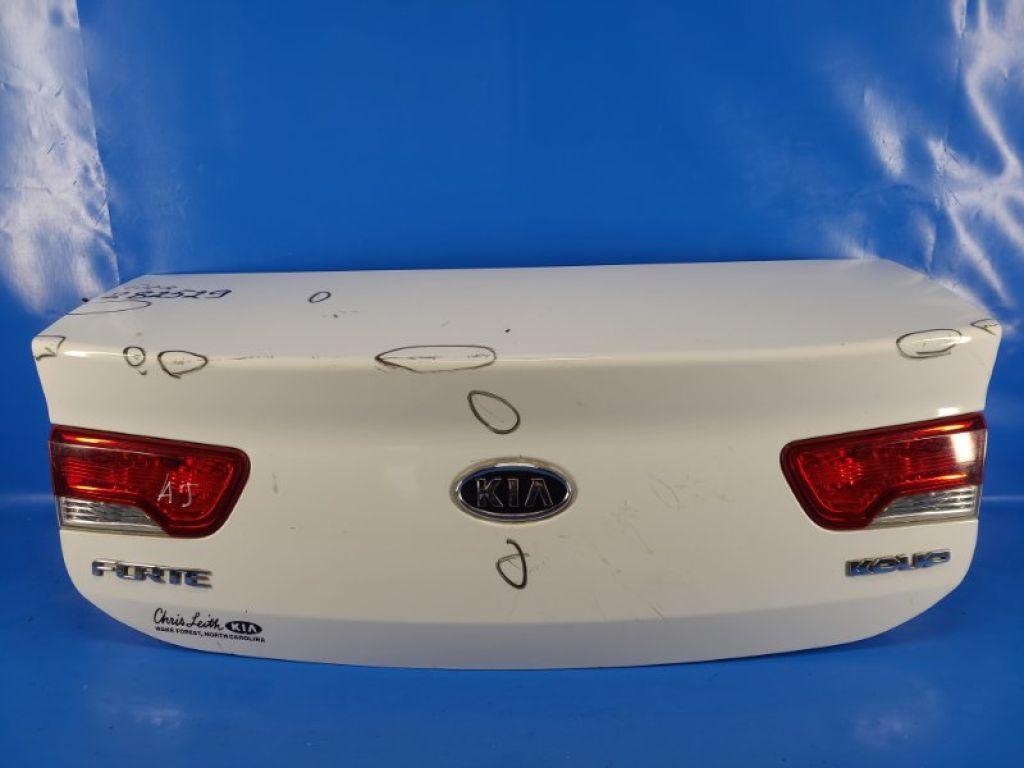 Кришка багажника KIA FORTE/CERATO TD 08-13