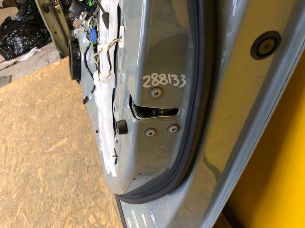 69030-62010 | Замок двери передн. прав. TOYOTA RAV4 18-