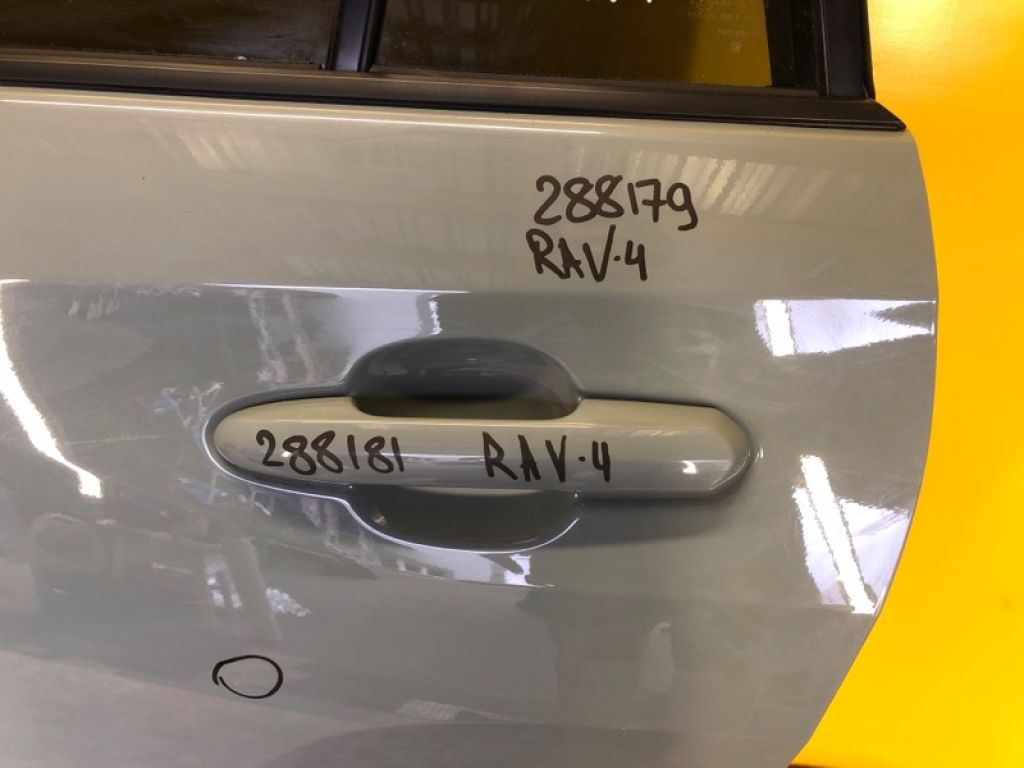 69204-42060 | Ручка двери наружная задн. лев. TOYOTA RAV4 18-