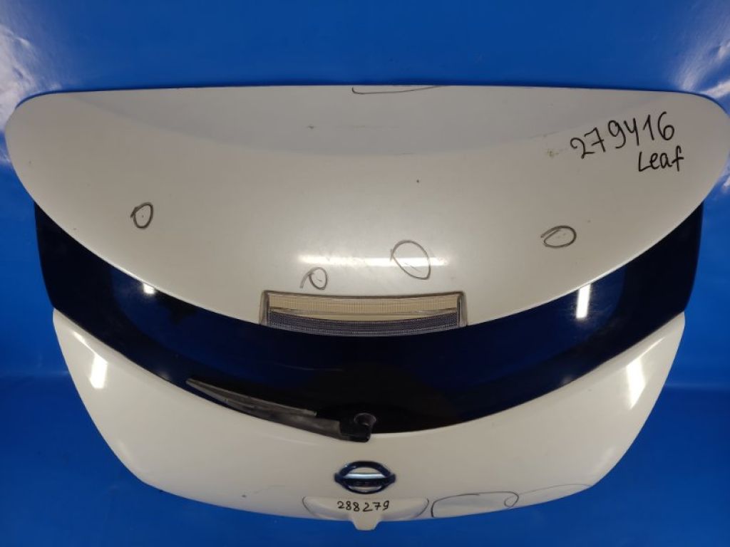 K010M-3NAMB | Крышка багажника NISSAN LEAF 10-17 - Фото 2