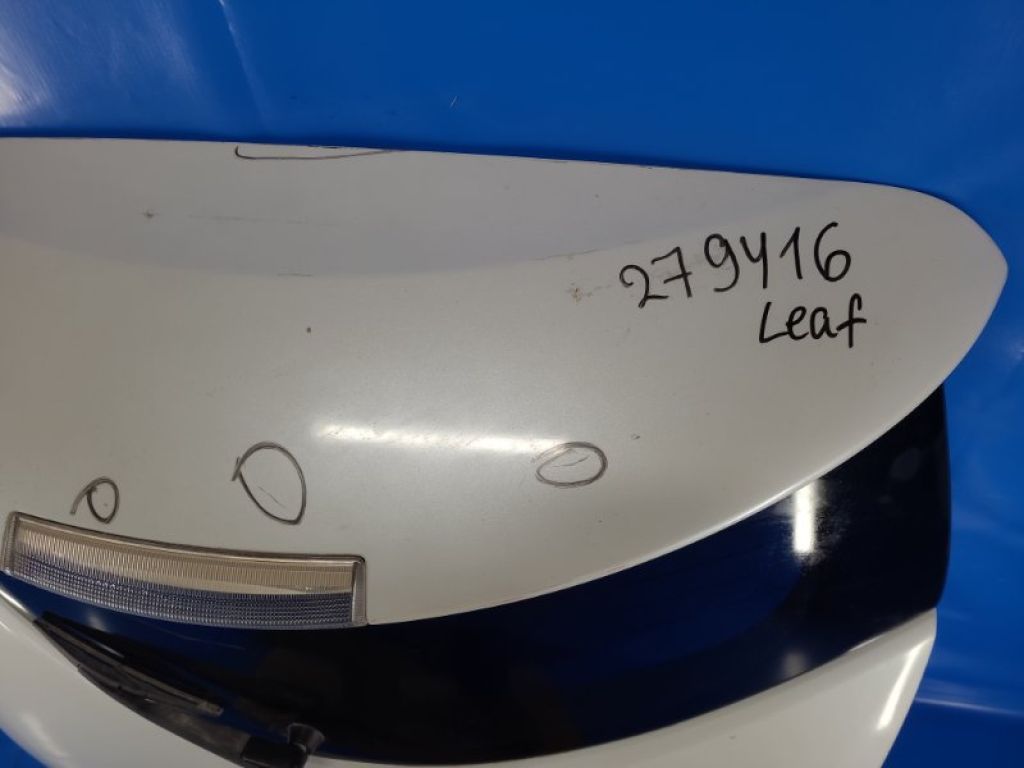 K010M-3NAMB | Крышка багажника NISSAN LEAF 10-17 - Фото 4