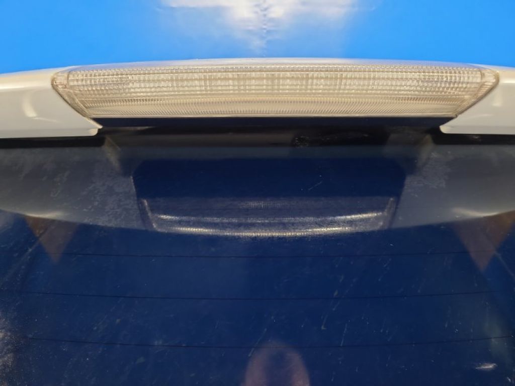 K010M-3NAMB | Крышка багажника NISSAN LEAF 10-17 - Фото 8