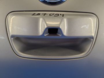 Ручка двери багажника NISSAN LEAF 10-17