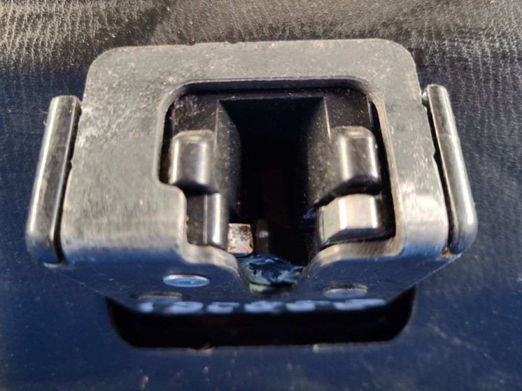 G33M-62-310 | Замок кришки багажника MAZDA CX-5 (KE) 11-17