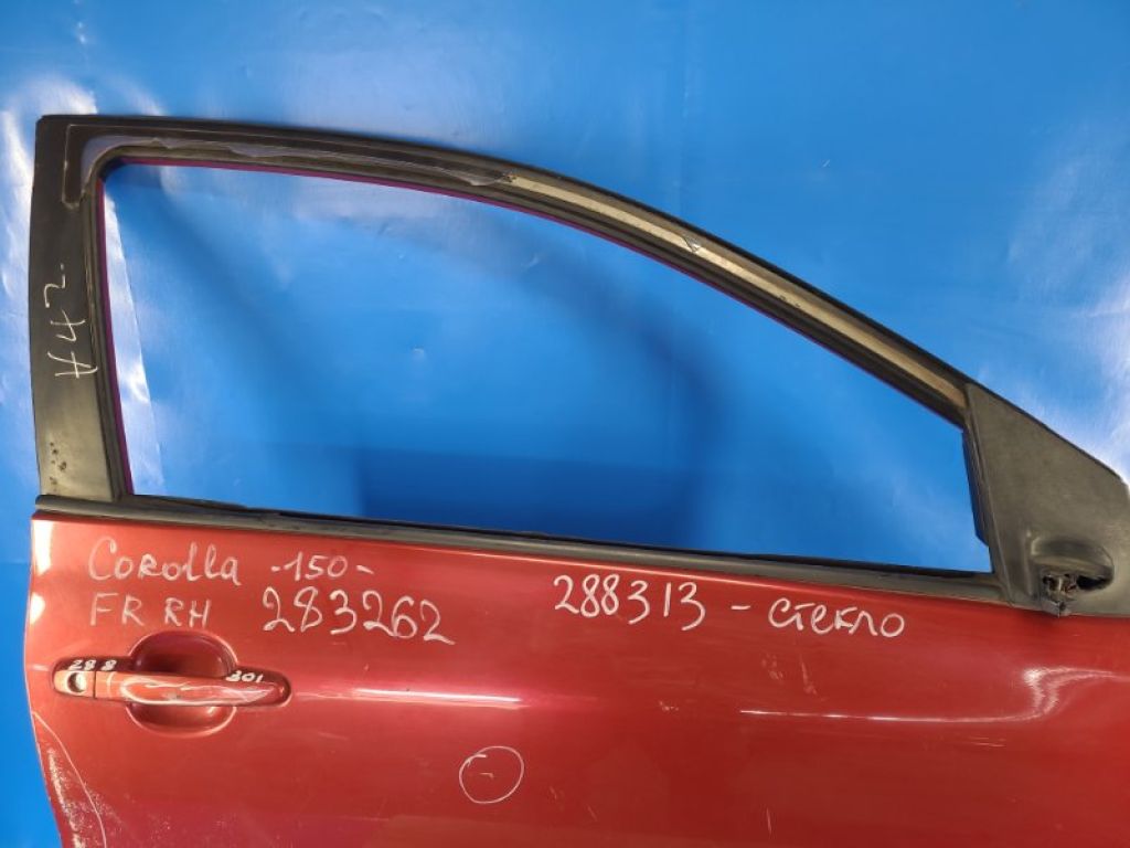 Стекло двери передн. прав. TOYOTA COROLLA 150 06-13