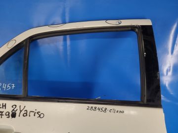 Стекло двери задн. прав. TOYOTA YARIS 05–11