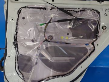 Стеклоподъемник задн. прав. TOYOTA YARIS 05–11