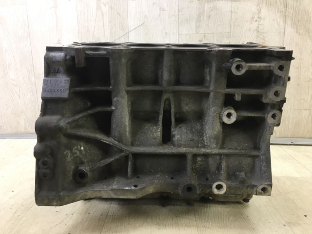 11000-PLM-810 | Блок двигателя HONDA CIVIC ES 00-05 - Фото 2