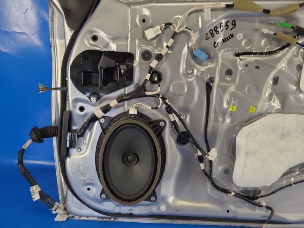 67001-47070 | Двері передн. прав. TOYOTA PRIUS - 30 09-17 - Фото 15