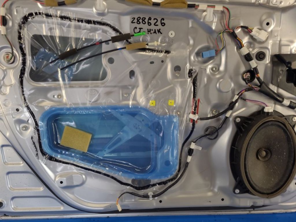 69802-52070 | Стеклоподъемник передн. лев. TOYOTA PRIUS - 30 09-17