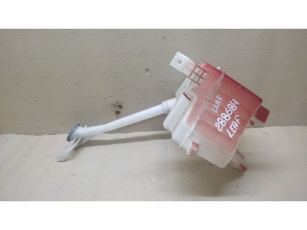 28910-3NA0A | Бачок омивача NISSAN LEAF 10-17