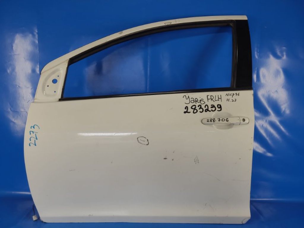 67002-52460 | Дверь передн. лев. TOYOTA YARIS 05–11