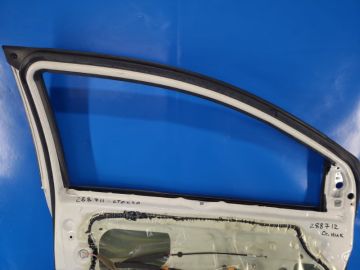 Скло дверей передн. лів. TOYOTA YARIS 05–11