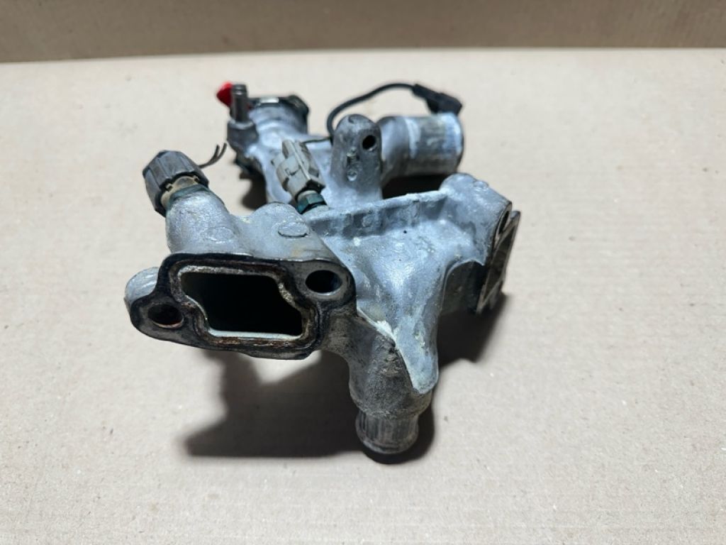 16304-0A010 | Фланець системи охолодження TOYOTA AVALON 99-05 - Фото 4