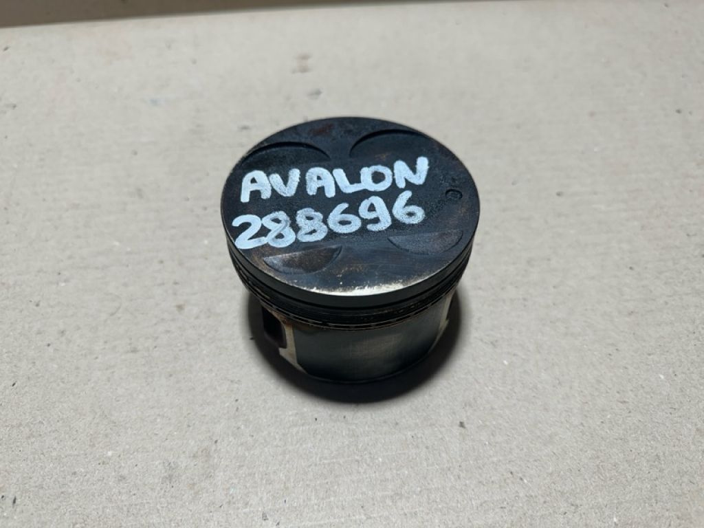13301-0A020 | Поршень прав. TOYOTA AVALON 99-05