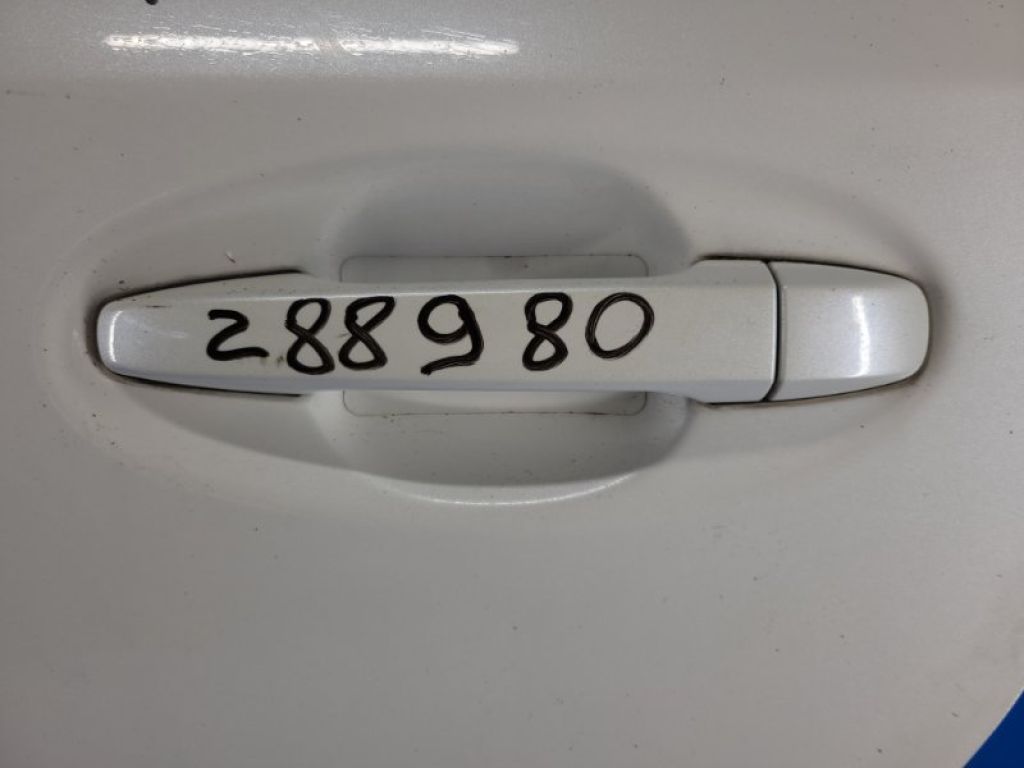 69211-74020-A0 | Ручка двери наружная задн. лев. TOYOTA PRIUS PLUS 11-14