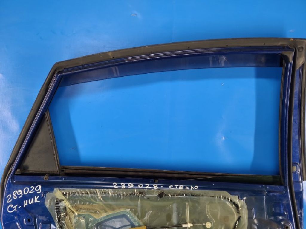 68104-47051 | Стекло двери задн. лев. TOYOTA PRIUS - 30 09-17