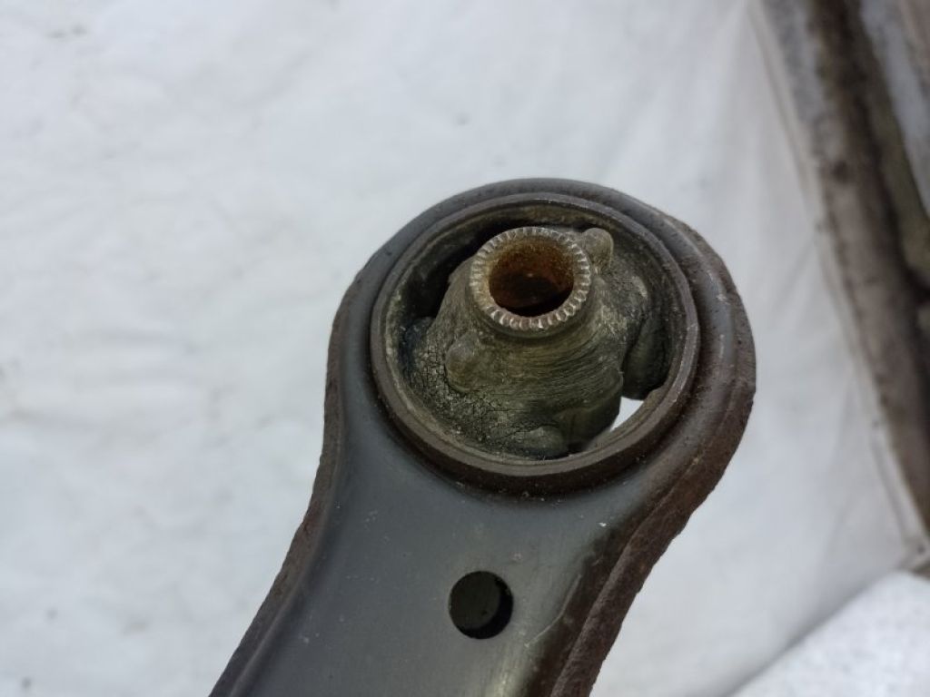 48068-06150 | Важіль передньої підвіски нижній прав. TOYOTA CAMRY 40 06-11 - Фото 4