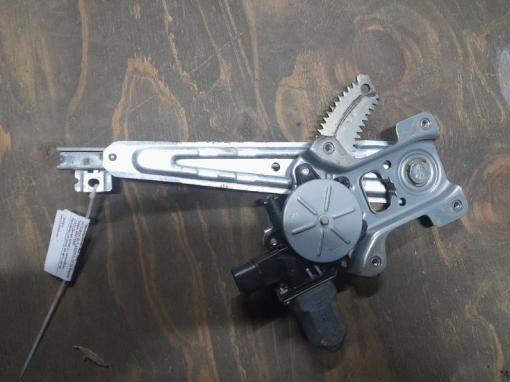 MR573880 | Склопідйомник задн. прав. MITSUBISHI OUTLANDER XL 05-13 - Фото 2